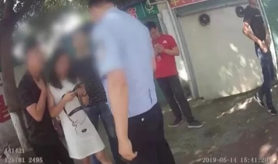 “你知道我是谁吗？”梅县男子辱骂、威胁、尾随民警，就因为这个...