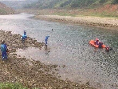 贵州贞丰县一船只发生侧翻，5人死亡13人失联