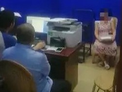 荒唐！梅江区女子咬伤执法人员，拘起来