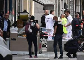 法国里昂发生爆炸至少13人受伤，马克龙：这是袭击