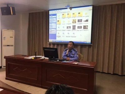 不戴头盔，超员！蕉岭县第十批摩托车交通违法人员曝光