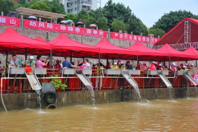 340万尾鱼苗今日投放梅江河，为历年最多