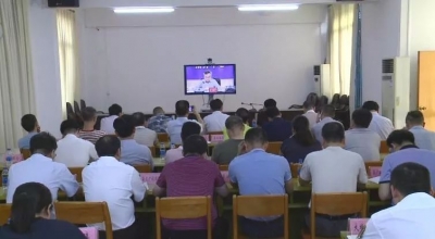 熊锋松：主动担当、狠抓落实，坚决做好防汛抢险救灾工作