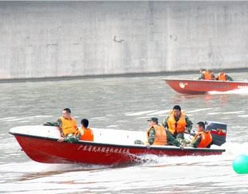 增强抗洪救灾能力！梅县区组织轻舟分队进行冲锋舟训练