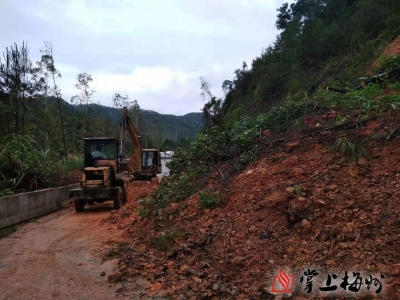 面对灾情，五华公路人全力以赴保畅通！