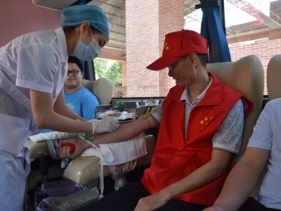 世界献血者日，梅县这群人将他们的爱，从手臂延伸…