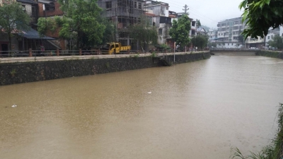 钟光灵率队开展防汛督导：做好防范措施，保障人民群众生命财产安全