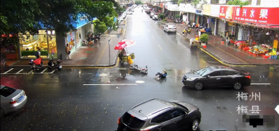 监控再现！讲真的，车辆到期不报废，你可能摊上事儿了...