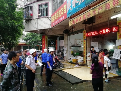 梅城这两个市场实在“乱”，强力整治开始了