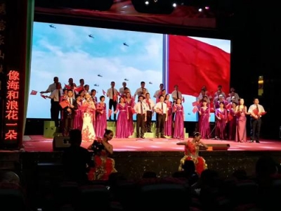 蕉岭举行文艺晚会献礼建党98周年