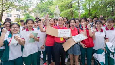 广东高考11日启动评卷，预计25日左右放榜