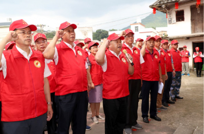 五华举行红雁志愿服务队授旗暨志愿服务主题党日活动