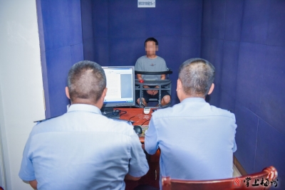 拍视频辱骂交警还发到微信群，男子被兴宁警方行拘10日
