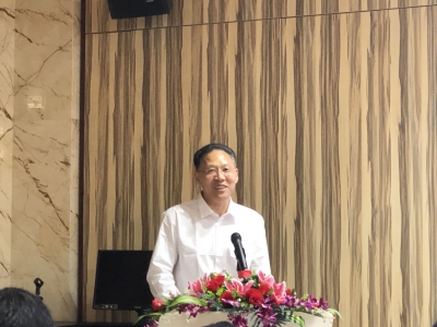 “过来人”有话说！客商大讲堂张文泉分享教育心得：做人比成才更重要  