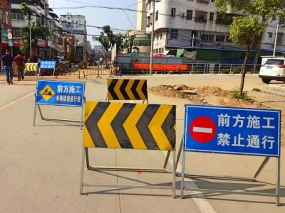 注意！人行天桥施工，23日至26日夜间彬芳大道中将临时封闭