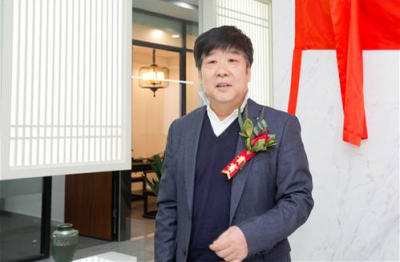 西安原规划局长和红星被查：秦岭保护不利，长期不交党费