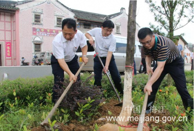 以梅花精神教育党员干部！梅江区组织开展“七一”结对共建活动
