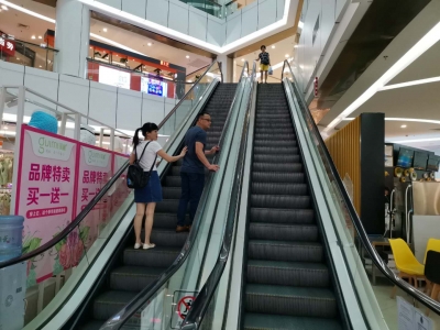 看完不慌！“电梯关人”该咋办？正确应对方法看这…