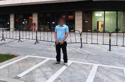 贼大胆！男子光天化日偷摩托，仅3小时就被梅江警方逮了