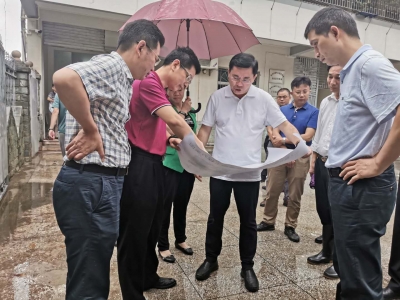 黄文沐检查梅州城区防汛排涝和建筑工地安全生产工作