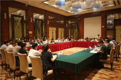 省总工会一行来梅开展专题调研：加强县镇工会建设 真正服务广大职工