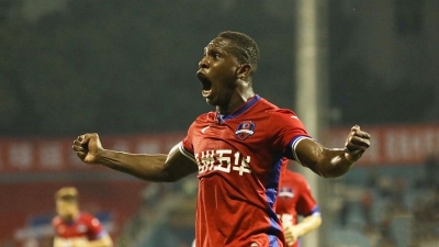 客家原“锋霸”马里中超首秀救主 深圳佳兆业绝平河北华夏幸福