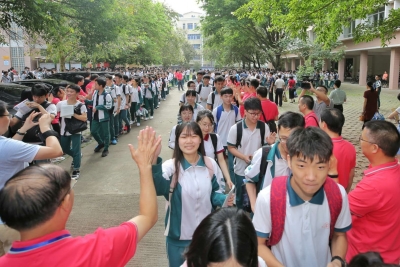 中共中央、国务院关于深化教育教学改革全面提高义务教育质量的意见