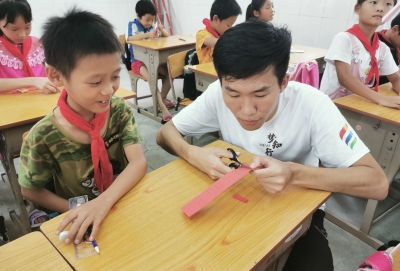 最近，五华琴江小学来了一群特别的人…学生们可高兴了...