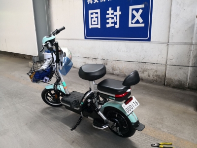 茶座丨电动车上牌了 管理也要跟上