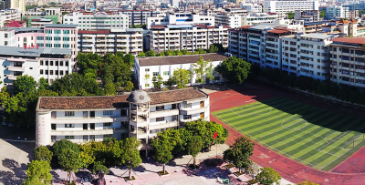 中考成绩“低进高出”，梅州这所学校教学方式挺特别...