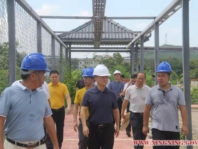 丘孝东调研教育工作：加大软硬件建设力度，促教育均衡优质发展