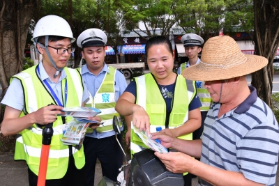 梅州首个一级警保合作交通安全劝导站启用，功能可多
