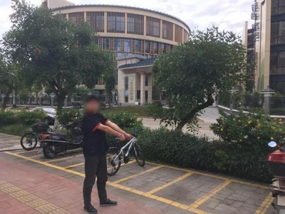 警惕！梅江区这些摩托车主停车后忘了这个动作，结果引来了...
