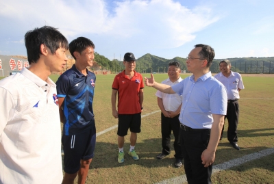 陈敏到五华调研足球工作：创建足球特区  打造城市名片 