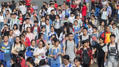 广东2025年普通高考本科批次正式投档，共投出考生31.7万人