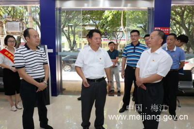 朱国城到梅江区市场监督管理局调研工作