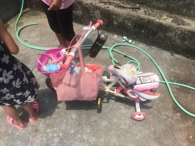 哭笑不得！丰顺女童带齐“装备”离家出走，幸好遇到...