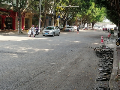 梅江桥南端这段路“美容”中...你发现了吗？