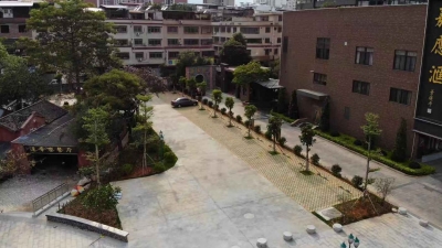 新增48个停车位！梅城梅水路汉帝宫停车场建成开放