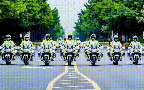 快来围观，梅县公安交警铁骑招新啦！