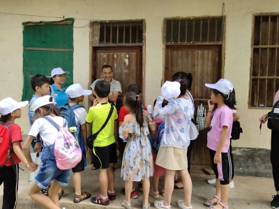 一趟家门口的“寻根之旅”，梅江区举行“寻根溯源、传承文明”主题实践活动