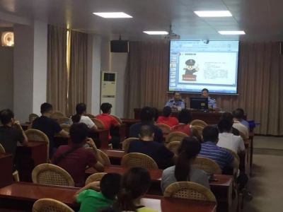 这种“网红”当不得！蕉岭64名交通违法人员被曝光，还要发朋友圈“集赞”