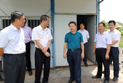 朱少辉专题调研镇村污水处理设施建设运营情况