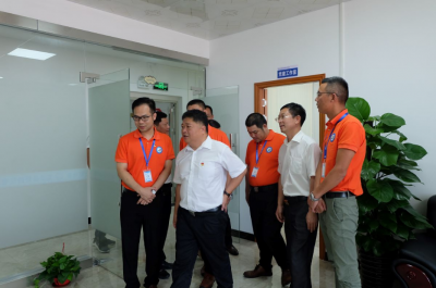 吴晖到五华县新的社会阶层人士联合会调研