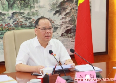 余其豹主持召开兴宁市市委常委会会议