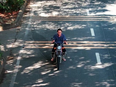 骑摩托不戴头盔？丰顺交警：曝光安排上了