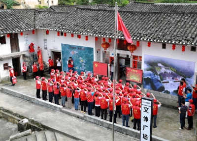 五华党建引领点“明灯”， 志愿服务组织亮起来了...