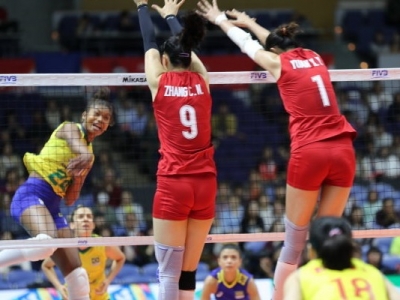 六连胜！中国女排3比2胜巴西，明日迎战美国女排