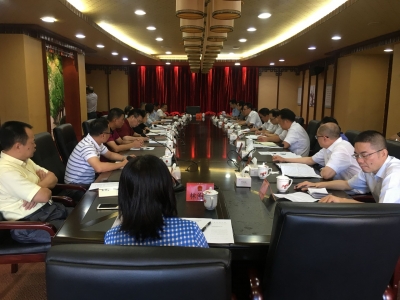 市人大常委会召开人大代表涉农金融问策交流座谈会