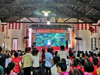 “终于找回以前看戏的感觉！”五华留畲人民会堂修缮后迎首场演出...